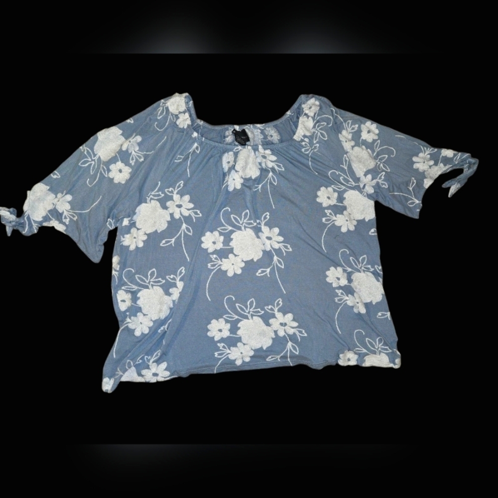 Liv Los Angeles Floral Women's Embroidered Blouse, 3X